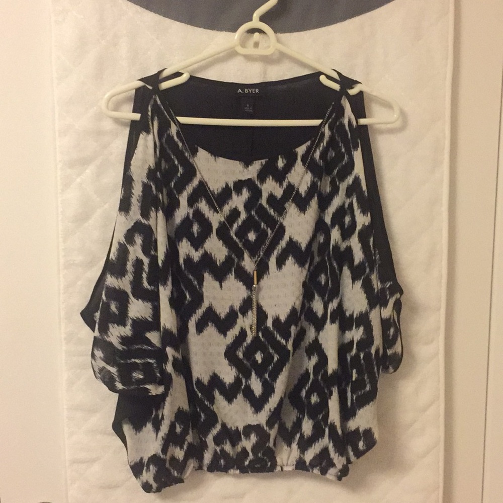 A.Byer Top